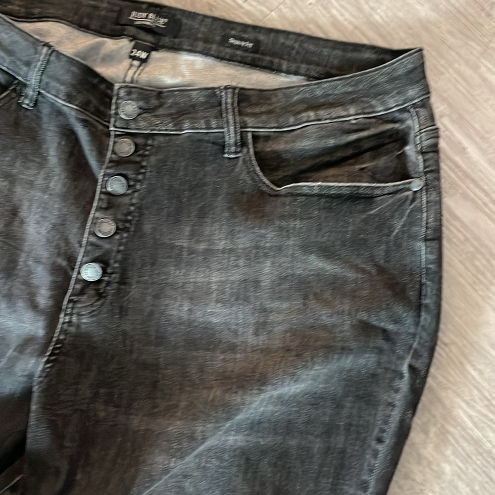 Judy Blue Skinny Fit Lite Black Distressed Jeans Size 24W - Picture 3 of 15